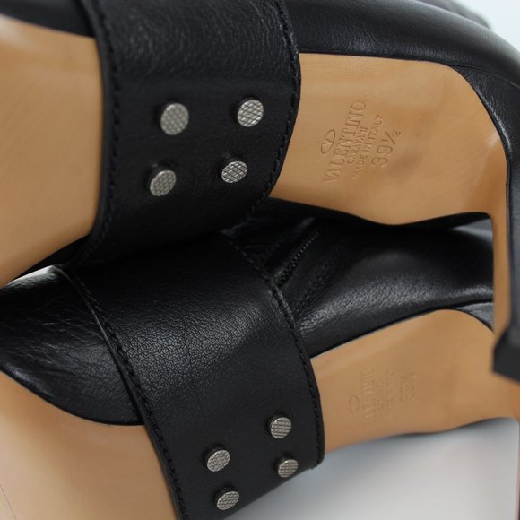 VALENTINO GARAVANI Bow Leather Ankle Boots – Statement Heels for Elegant Nights - Picture 14 of 15